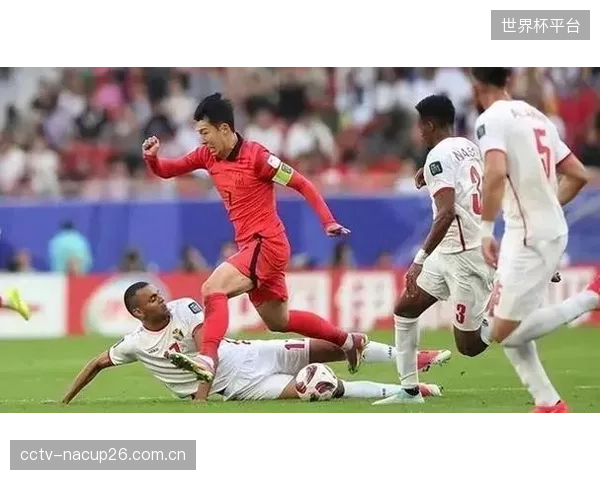 约旦队中场拦截硬度足够，能有效保障防守反击战术的执行。